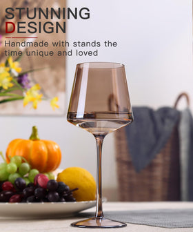 Comfit hand-blown colored wine glass in blue with square stem for stylish tasting at gatherings