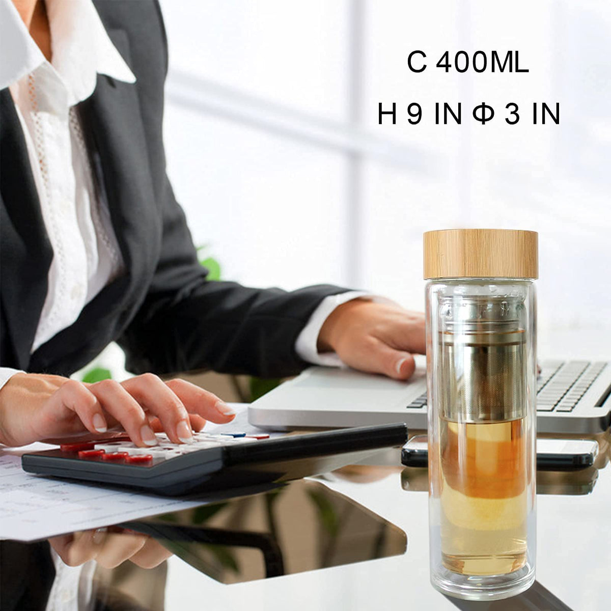 COMI Tea Bottle bamboo lid adds natural and stylish detail