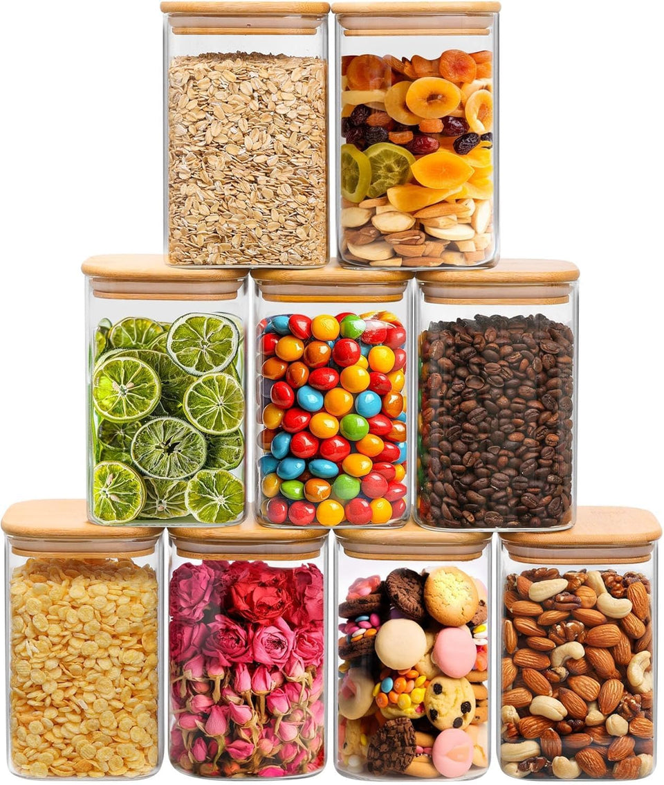 ComSaf clear square glass container with lid for easy pantry organization.