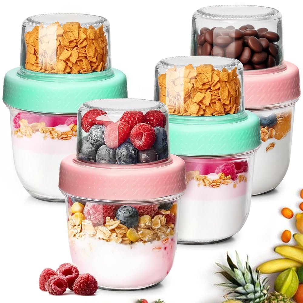 ComSaf overnight oats jar with dual-layer design for dry toppings and creamy base.