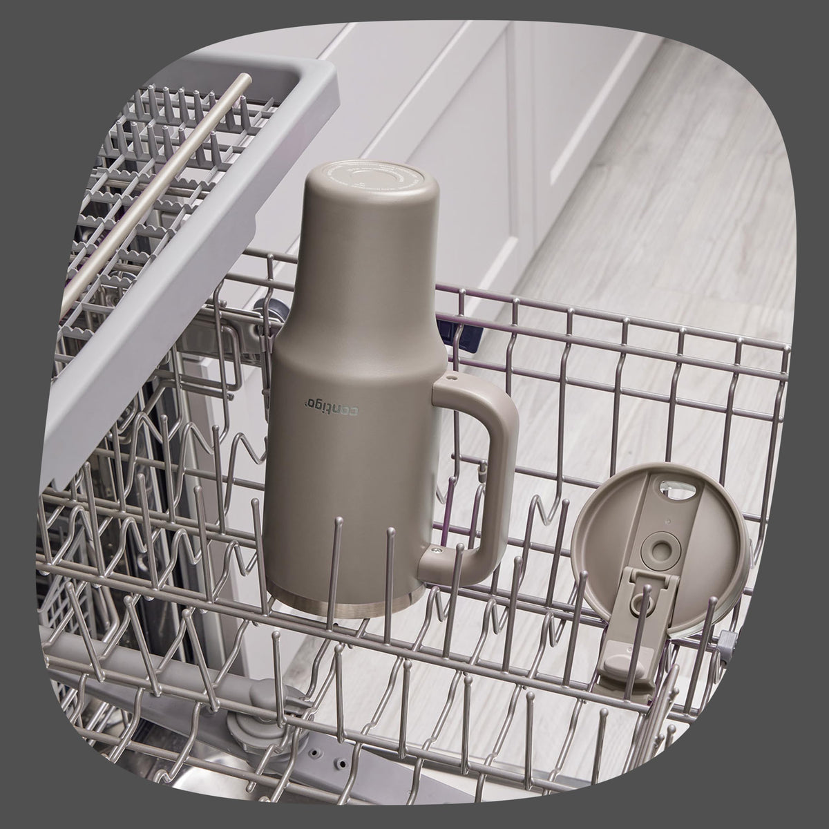 Contigo Streeterville 40oz tumbler lid open for easy cleaning.