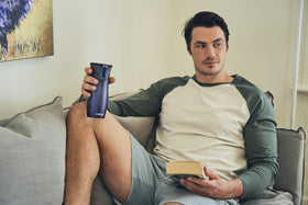 Contigo West Loop dishwasher-safe lid for easy cleaning.