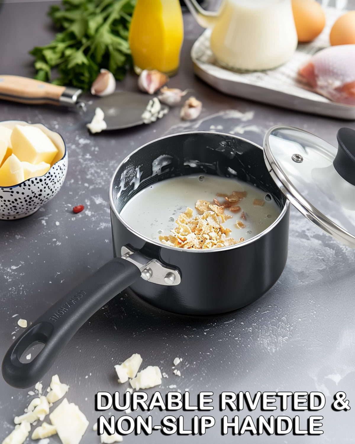 Cook N Home handle closeup highlights ergonomic design for comfortable lifting