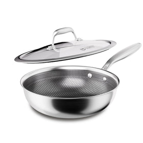 COOKER KING hybrid wok with cool-touch handle for safe handling