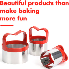 COOKIEQUE dough in action demonstrating sturdy 0.4mm steel during cutting.