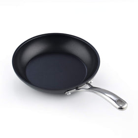 Cooks Standard 8-Inch omelet pan top view highlighting even heat and easy release.