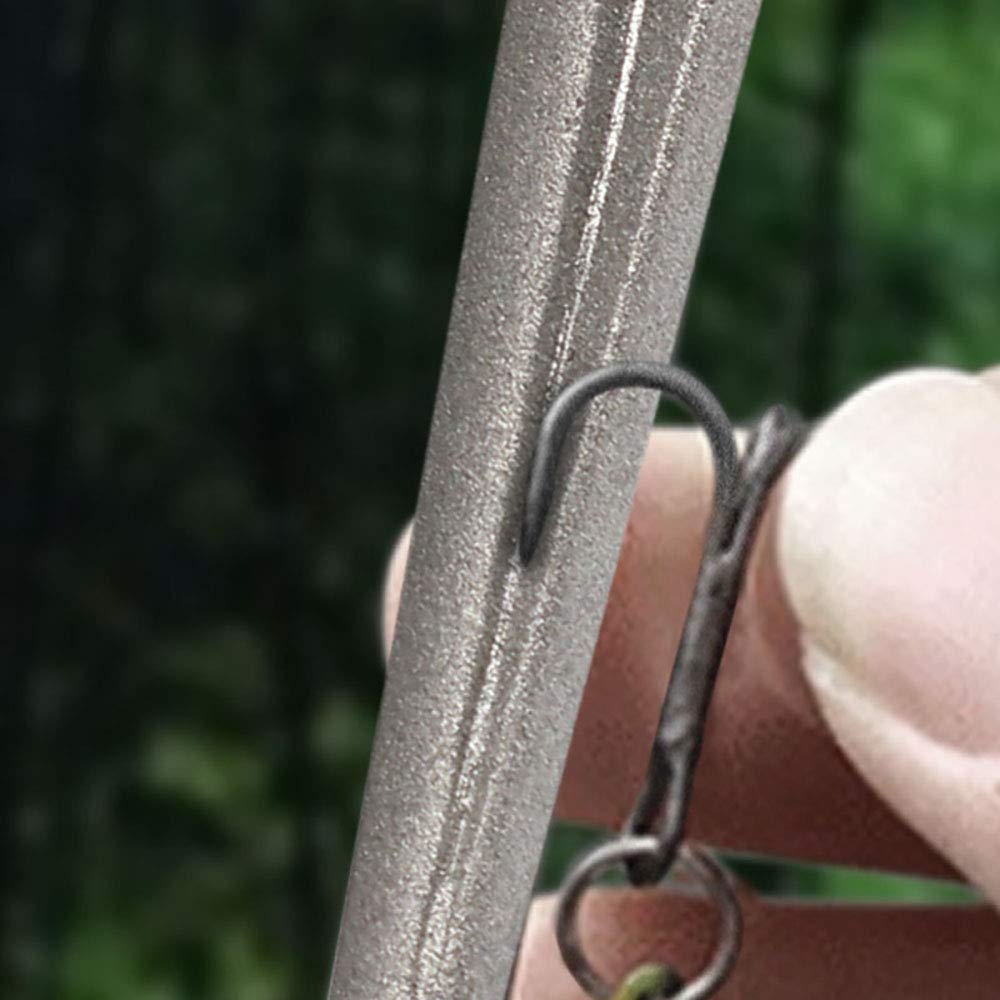 Cool Hand sharpener needle groove use close-up demonstrates precise pointed-object sharpening.