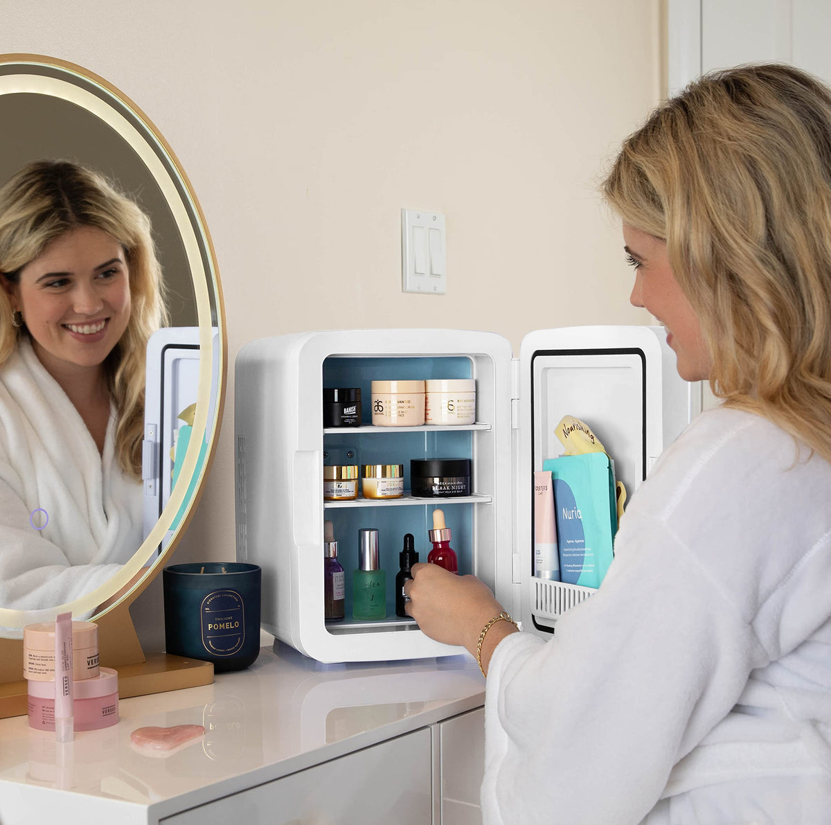 Cooluli Infinity thermoelectric fridge with frost-free operation on AC or 12V.