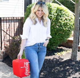 Cooluli Retro Coca-Cola Mini Fridge compact profile fits on desks and nightstands.