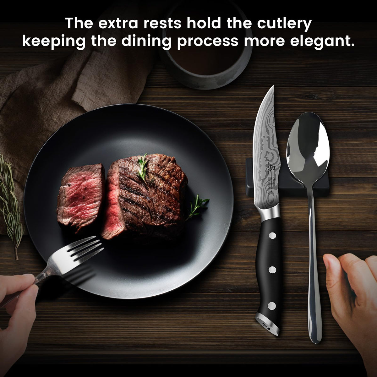 CoquusAid storage rest showcases organized, ready-to-use knife set.