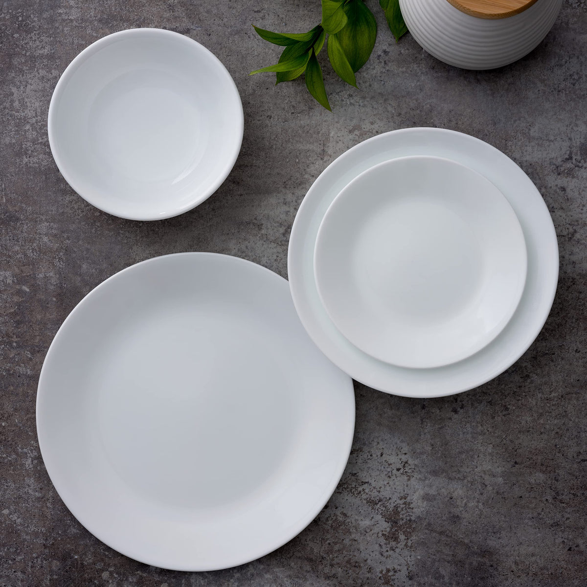 Corelle Vitrelle 18oz oven-safe bowl in Winter Frost White for gentle heat