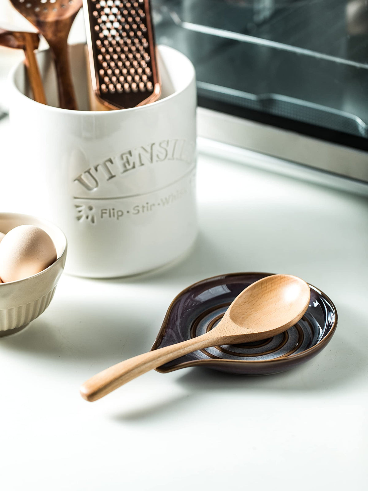 Cormomu glaze is dishwasher-safe for quick cleaning.