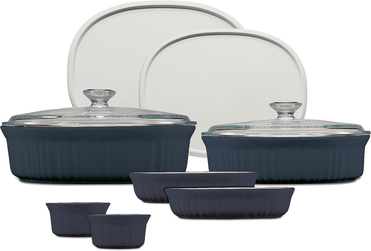 CorningWare 2.5-qt oval bake dish with glass lid for even baking and serving.