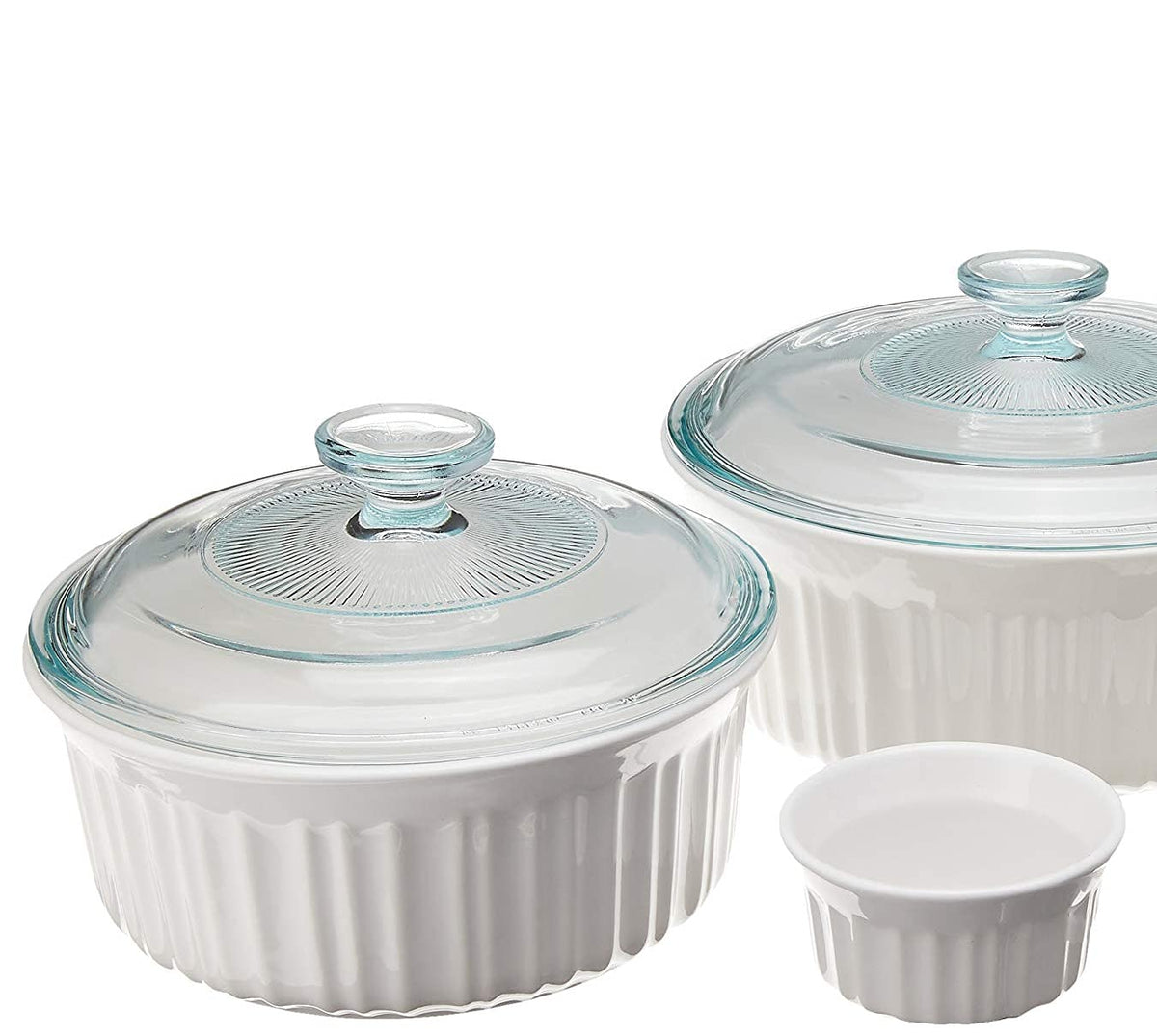 CorningWare French White 1.5qt round casserole with glass lid—even heating for meals