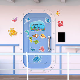 Cosmisun seahorse magnet brings whimsical ocean flair to doors.