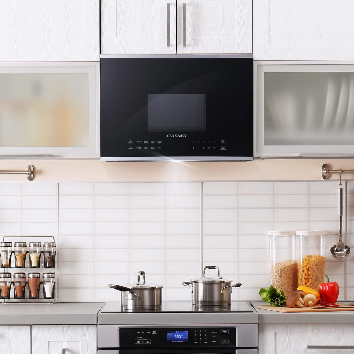 COSMO COS-2413ORM1SS vent fan removes steam and cooking odors.