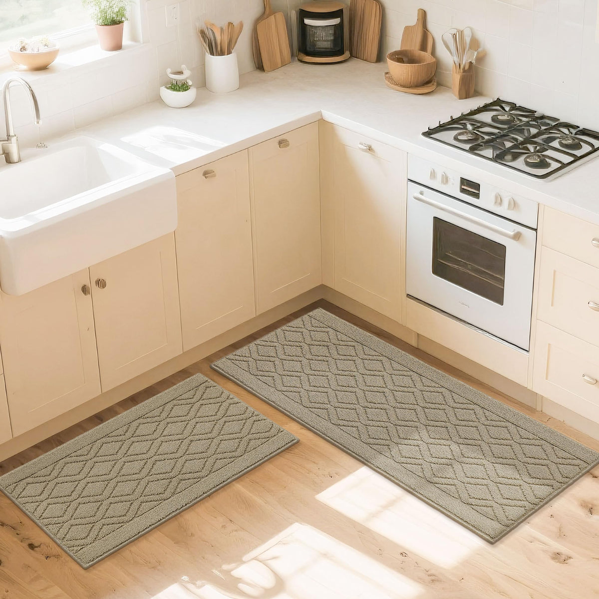 COSY HOMEER beige kitchen mat adds subtle style to décor.