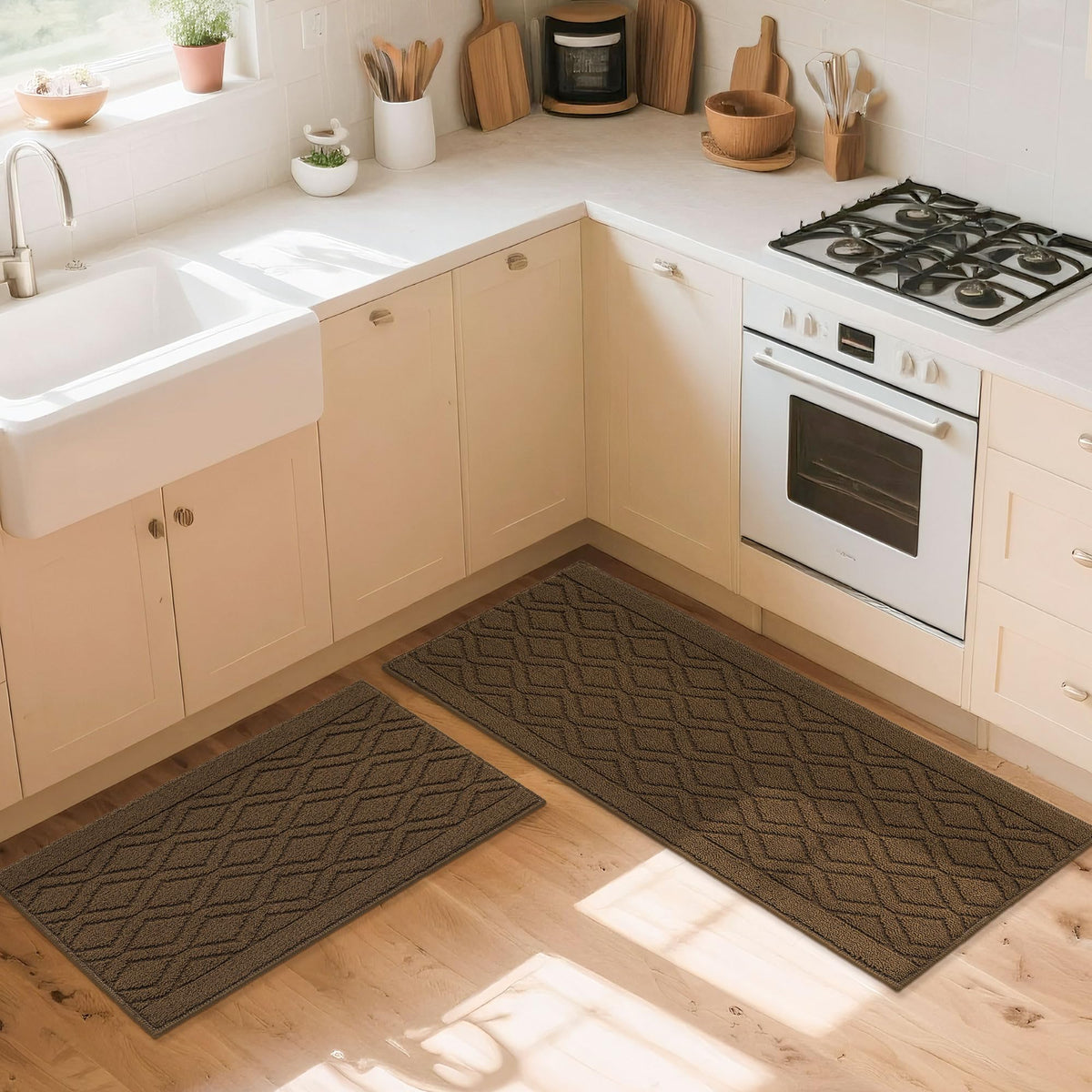 COSY HOMEER brown kitchen mats set adds warmth and blends with most styles.