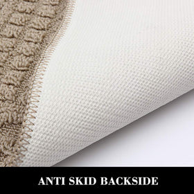 COSY HOMEER stain-resistant polypropylene mat stays cleaner between cleans.