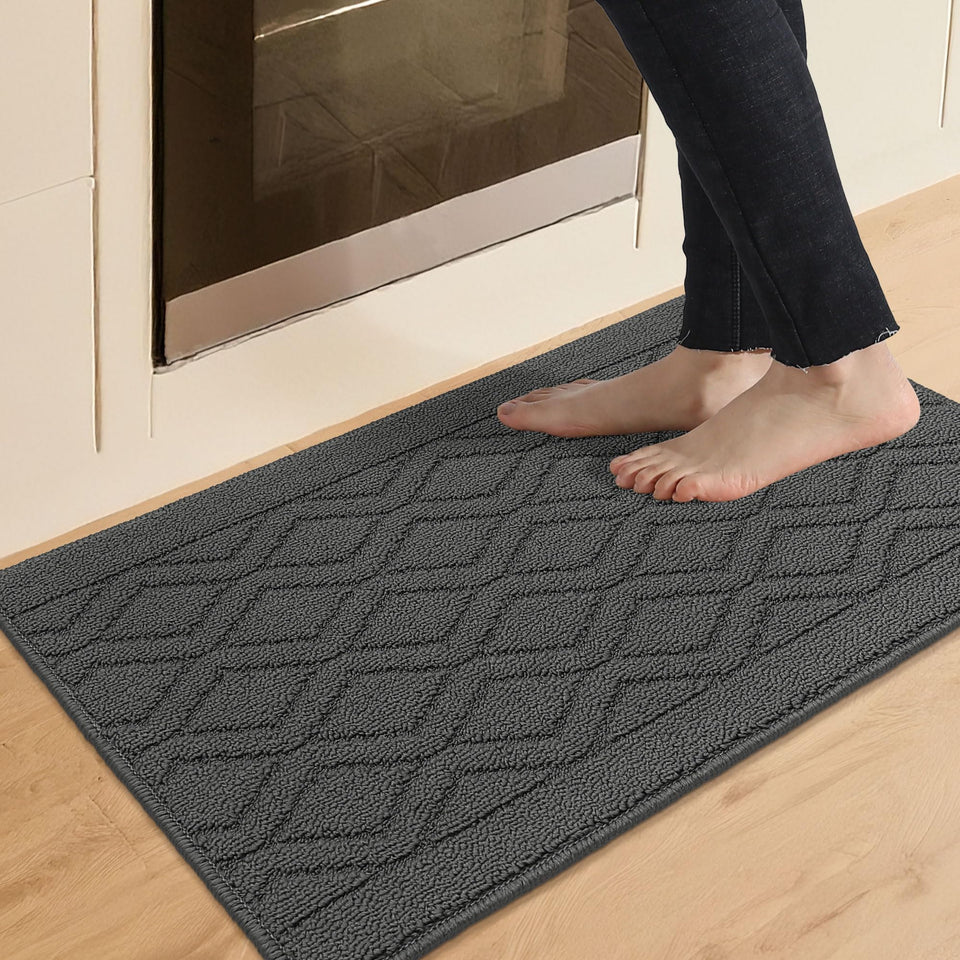 COSY HOMEER kitchen mat with absorbent polypropylene texture keeps floors clean after spills.
