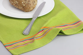COTTON CRAFT Southwestern-inspired hues enhance kitchen aesthetics