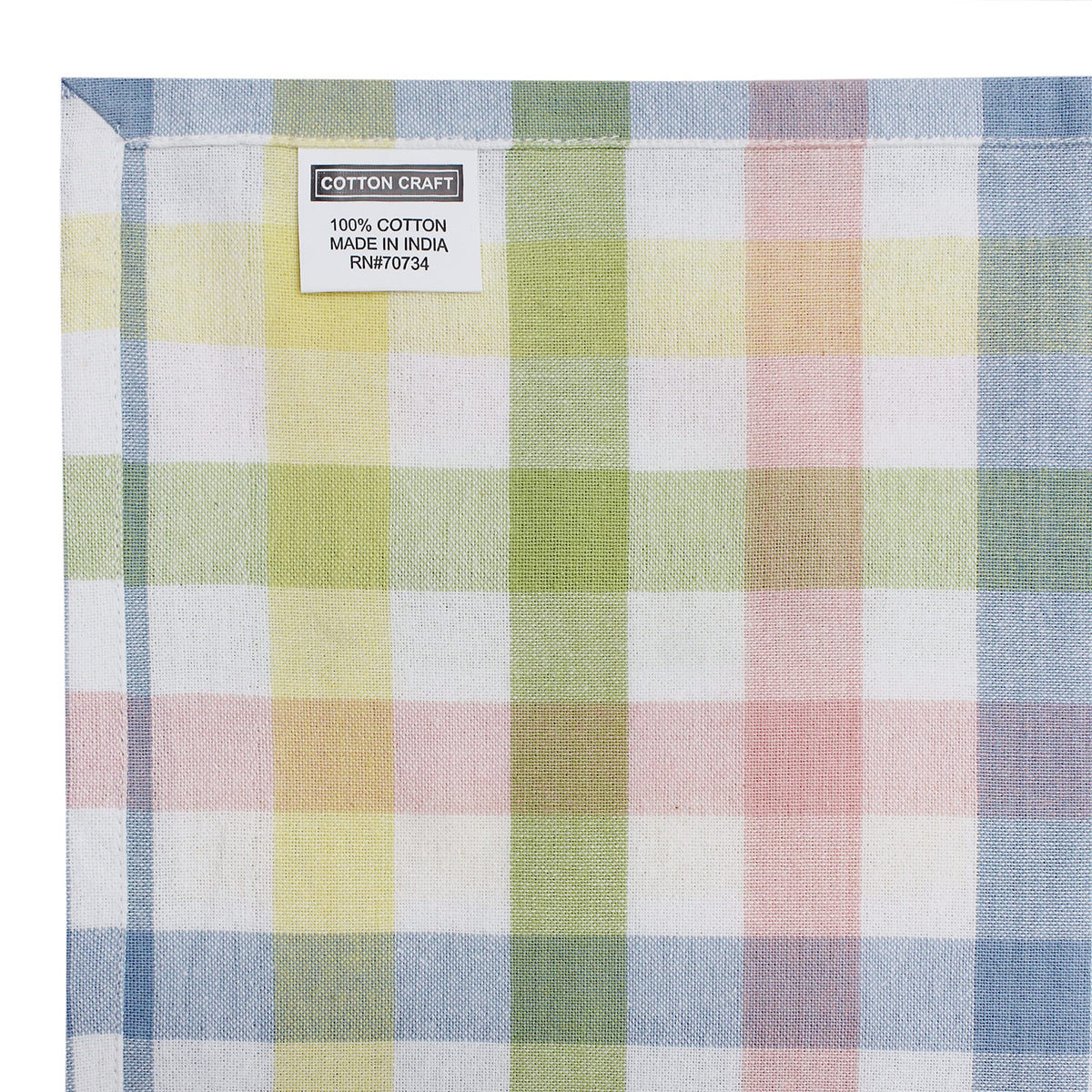 Tablecloth hem and mitered corners add a polished, upscale home dining look.