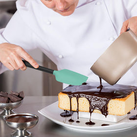 Coukre dishwasher-safe spatulas simplify cleanup after cooking.