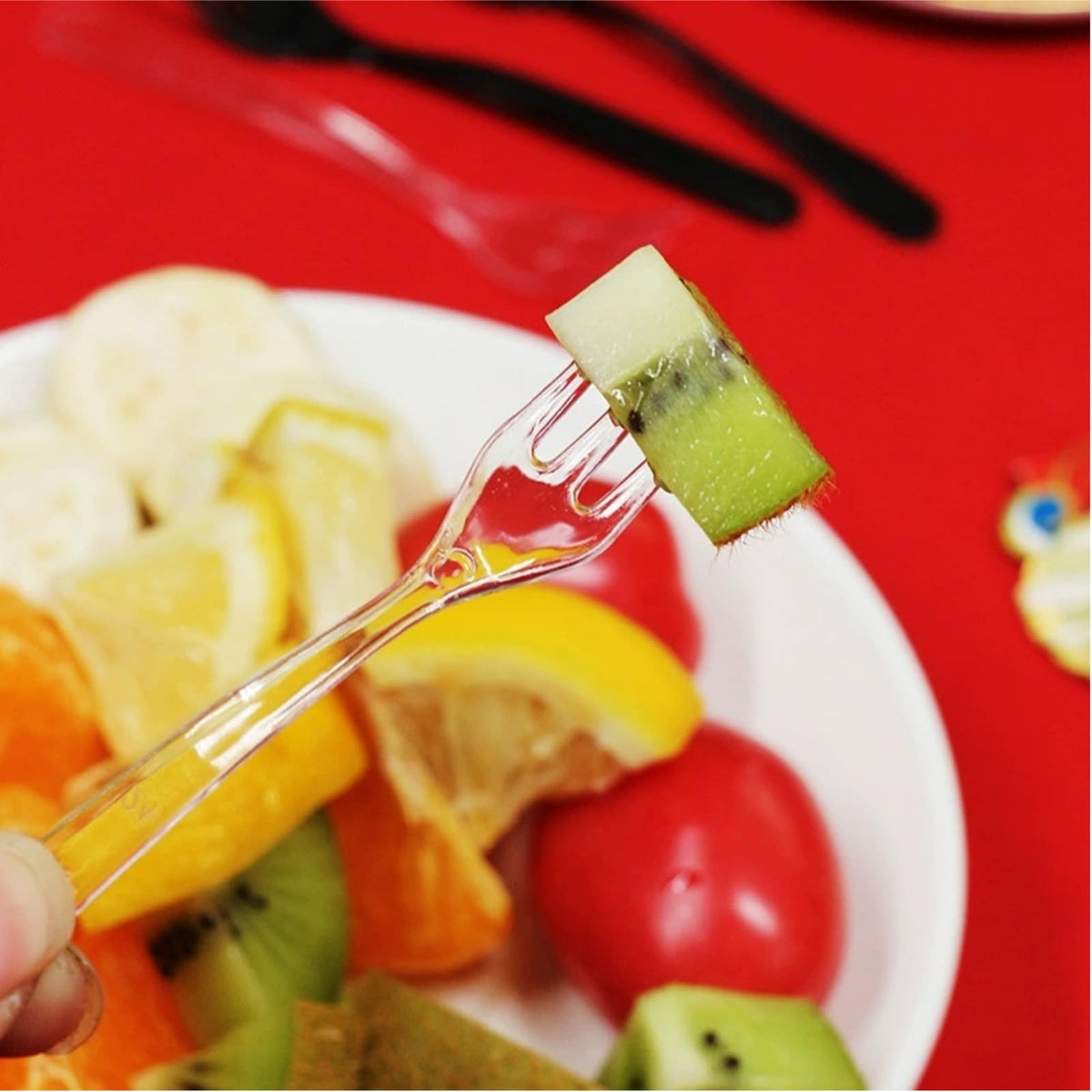 Covzoe fruit and dessert forks enable easy tasting, neat presentation.