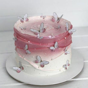 Crafare Round Foam Cake Dummies used in craft projects for modeling inspiration.