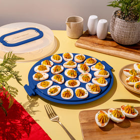 Close-up of blue lid and secure fasteners on Crafted Containers egg tray.