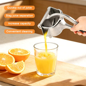 Cramelith juicer bowl captures fresh juice during pressing.