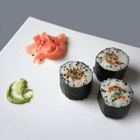 Crebri Sushedo Sushi Bazooka family fun—safe and kid-friendly.