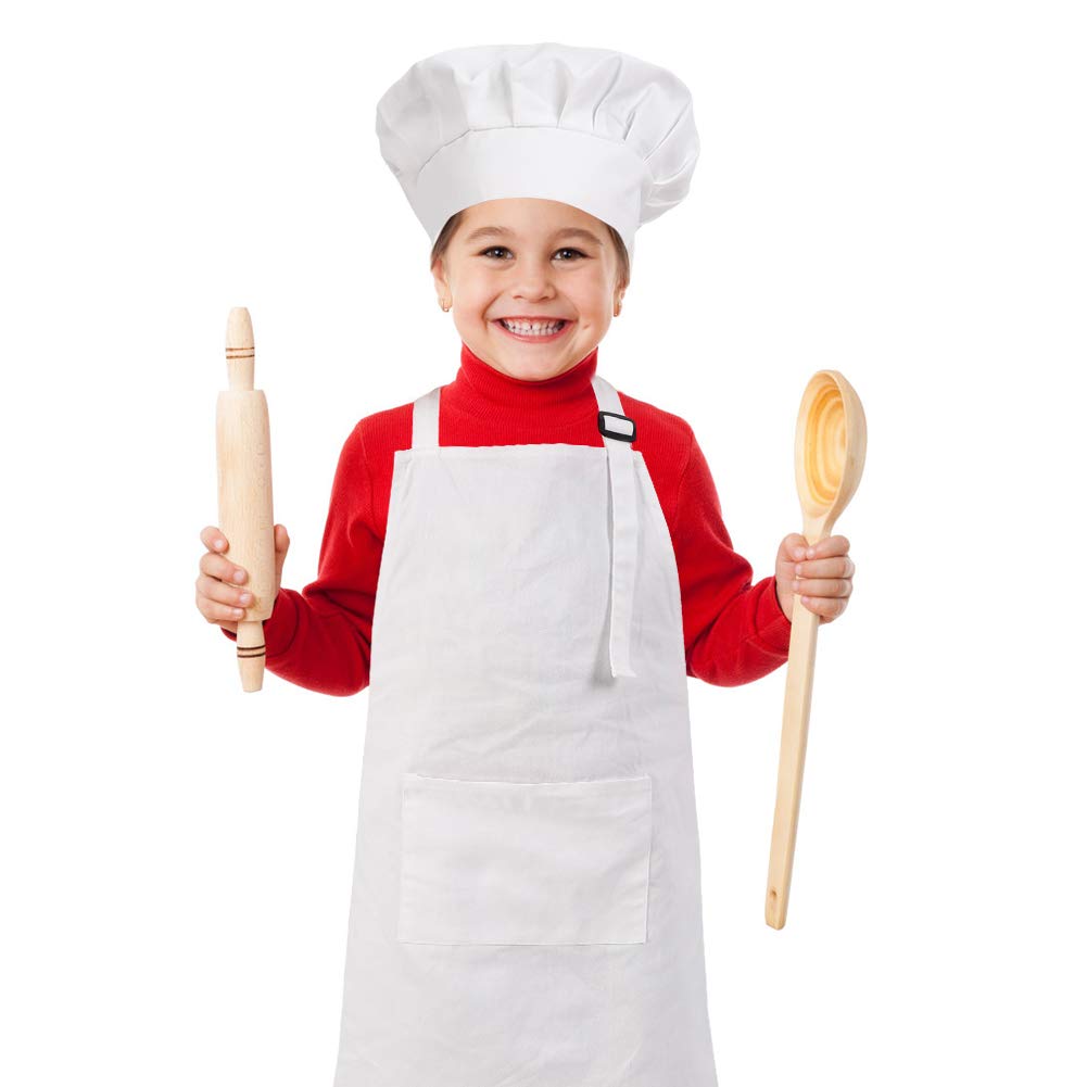 CRJHNS kids apron pocket close-up, large front pocket for tools and snacks.