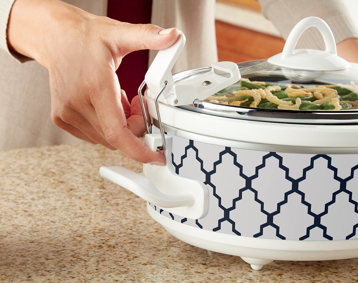 Dishwasher-safe Crock-Pot lid and stoneware simplify post-meal cleanup.