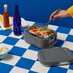 Crock-Pot GO dishwasher-safe inner container for easy cleanup.