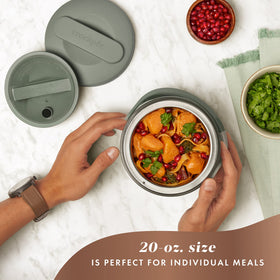 Crock-Pot lunch box in Moonshine Green adds style for daily meals while traveling