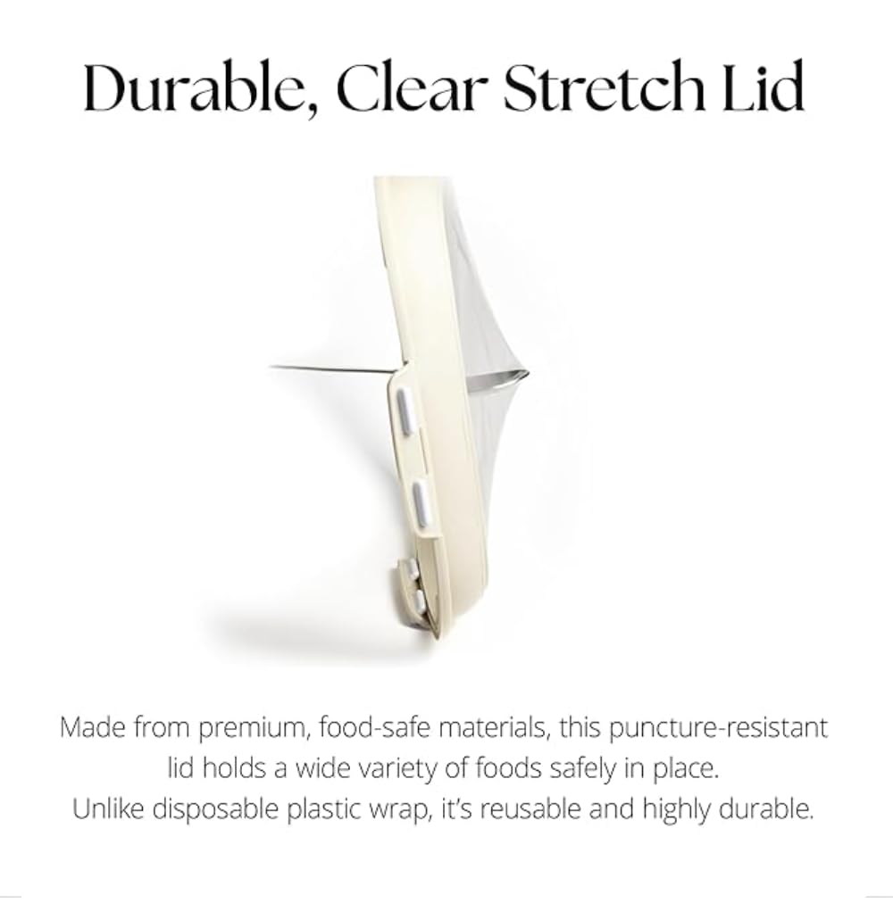 Crudités reversible stretch lid seals freshness during travel.