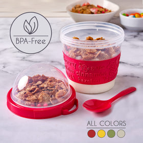 Crystalia yogurt cup with spoon compartment ideal for on-the-go breakfasts.