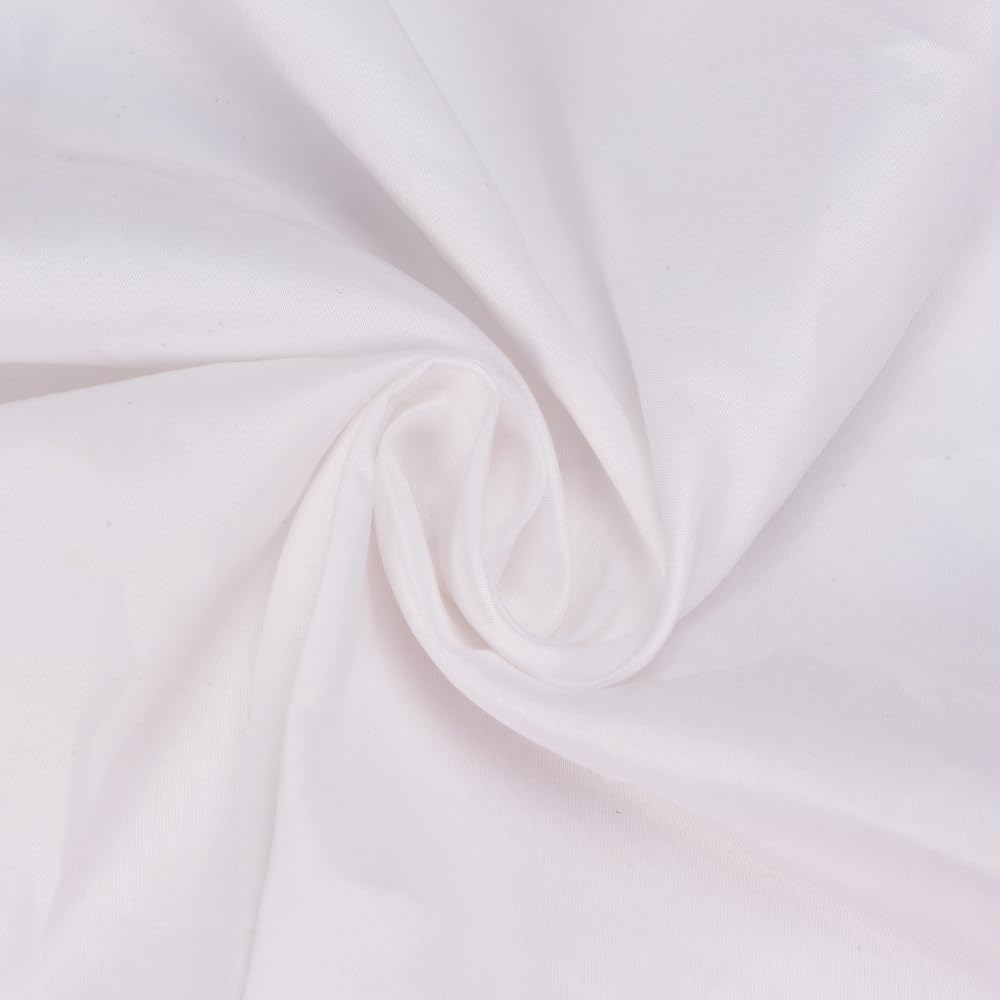 Cuckan tablecloths fit 48 to 72-inch tables with ease