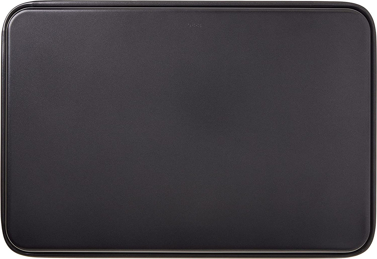Cuisinart AMB-15BS extra-thick rolled edges resist warping