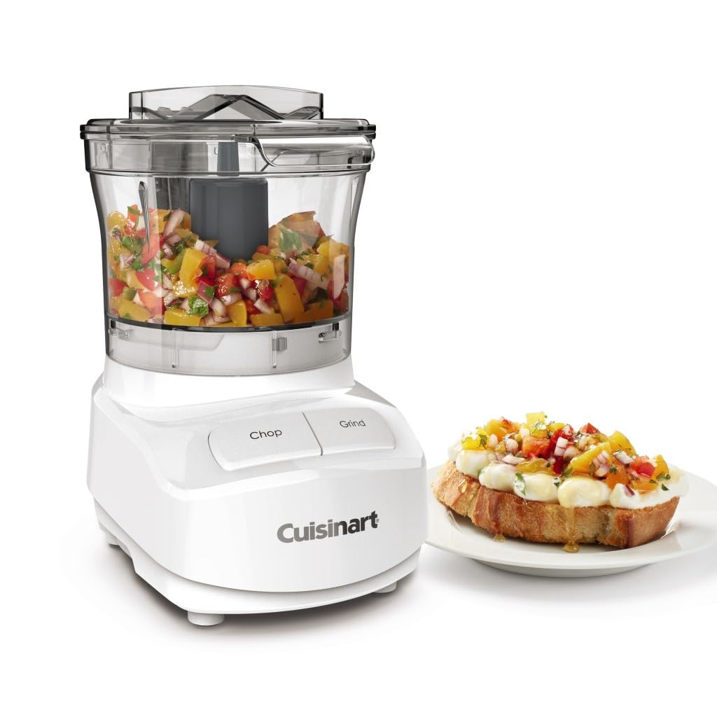 Cuisinart CCH-3 SmartPower blade detail highlights dual-edge efficiency for chopping and grinding
