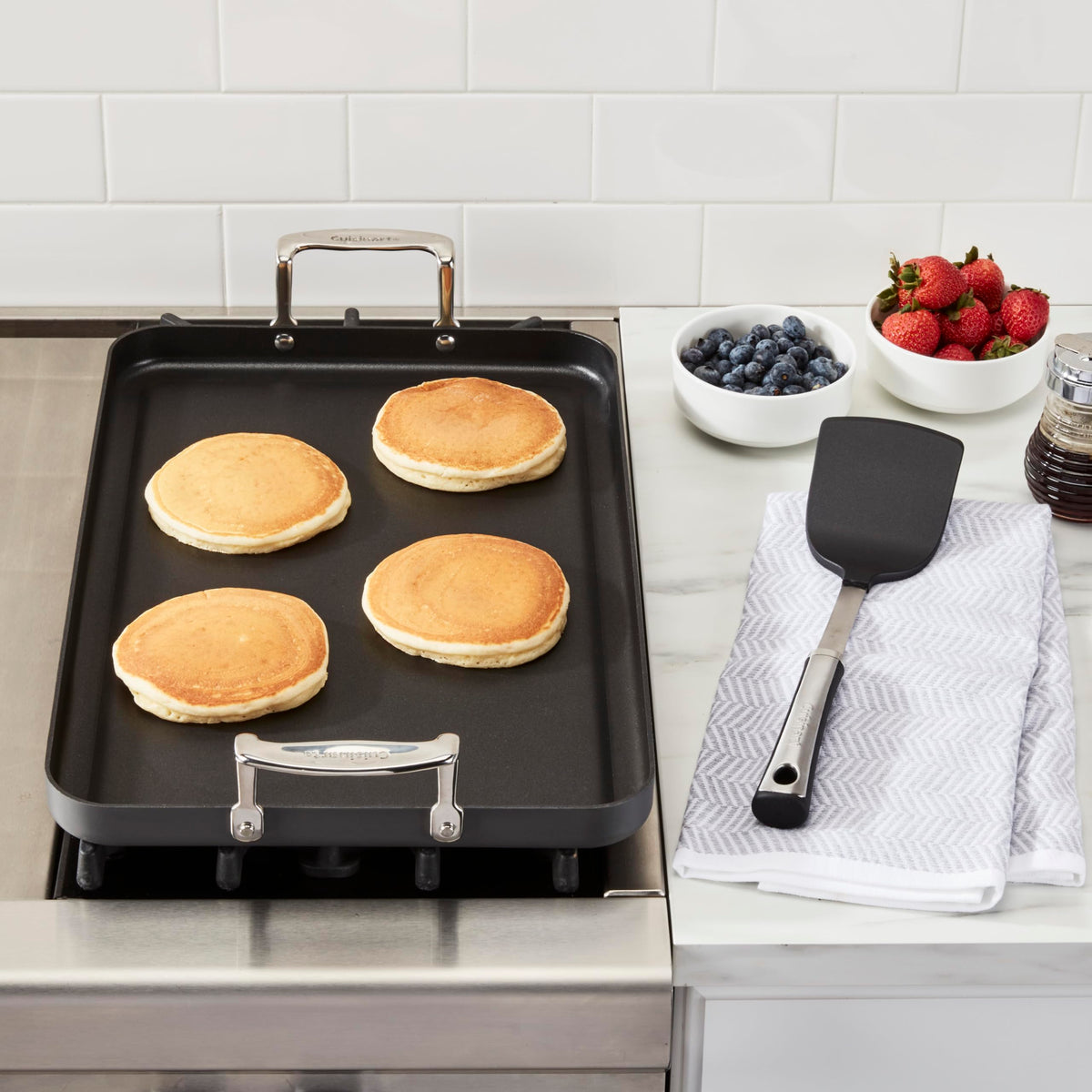 Cuisinart Chef's Classic purely ceramic nonstick surface for easy release
