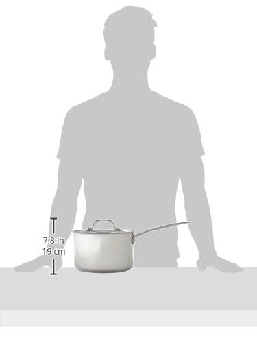 Cuisinart 4-quart saucepan with a tapered rim for drip-free pouring.