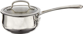 Cuisinart Contour saucepan handle highlighting secure, cool-grip design for precise cooking