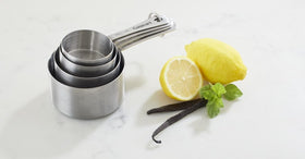 Cuisinart CTG-00-SMC close-up of silver stainless steel measuring cups
