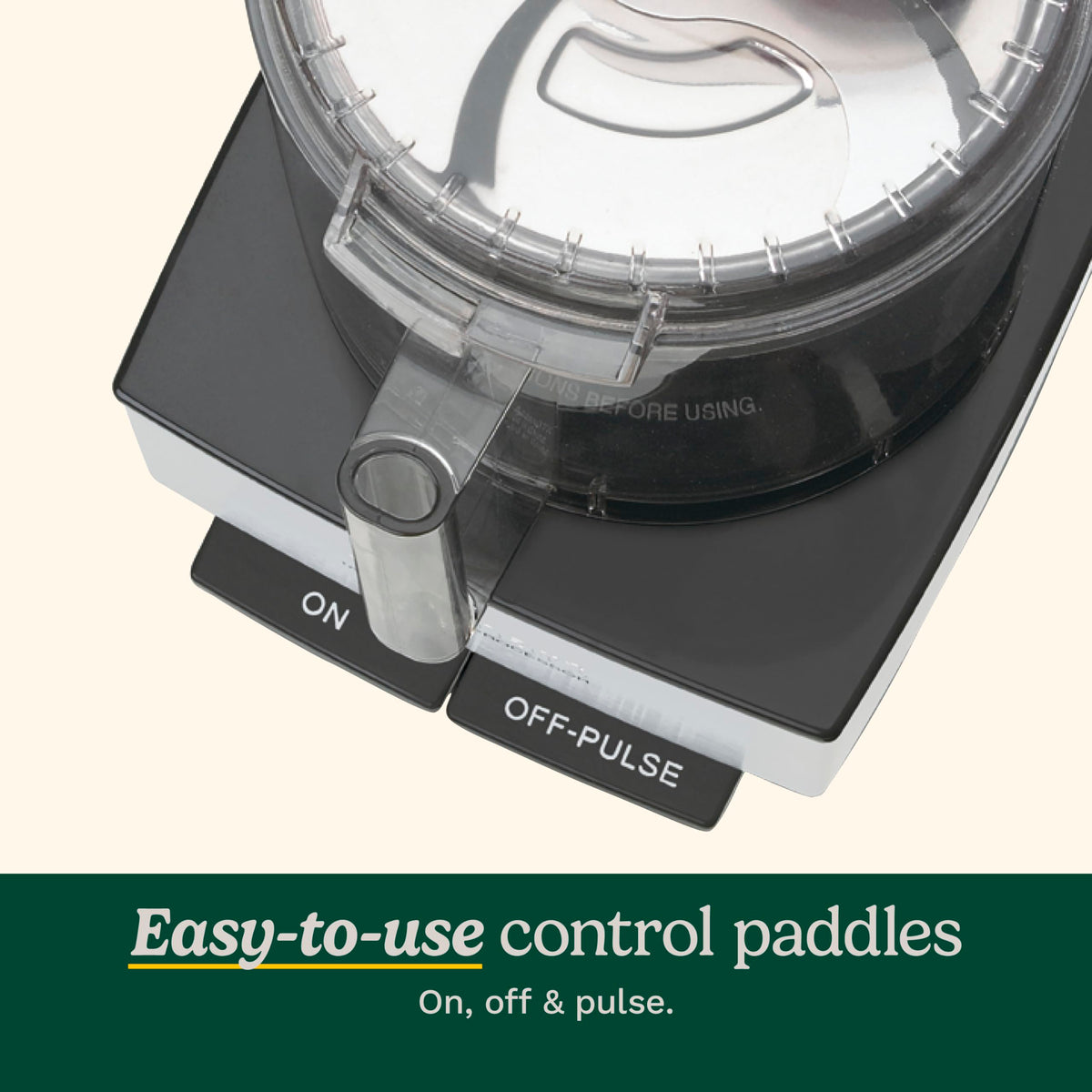 Cuisinart DFP-14BCNY chopping/mixing blade in use.