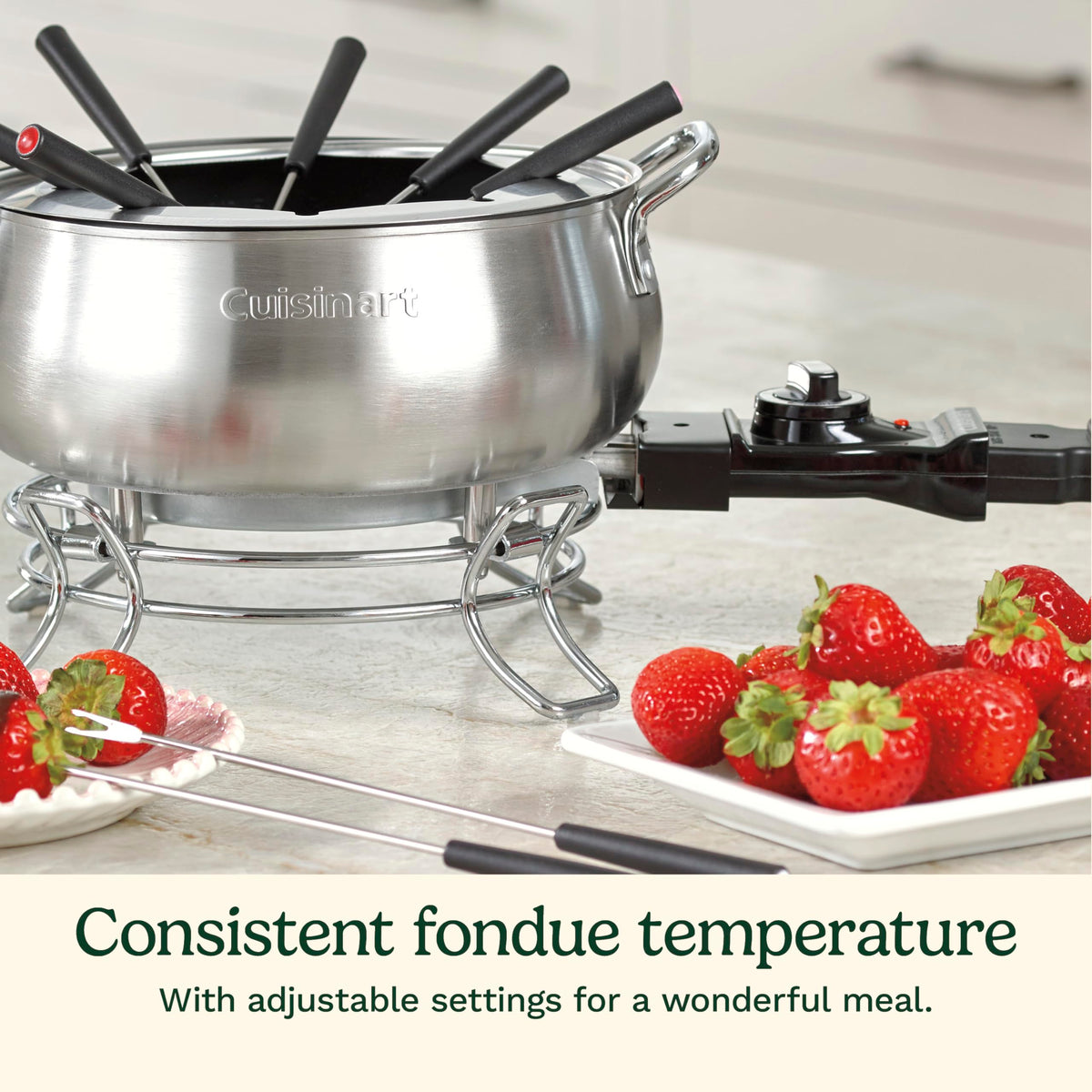 Cuisinart fondue pot temperature probe enables eight heat settings.