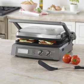 Cuisinart Griddler Deluxe dishwasher-safe accessories simplify post-meal cleanup.
