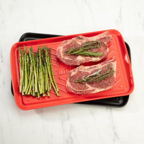 Cuisinart Grilling Tray holds up to 20 lbs for large cuts.