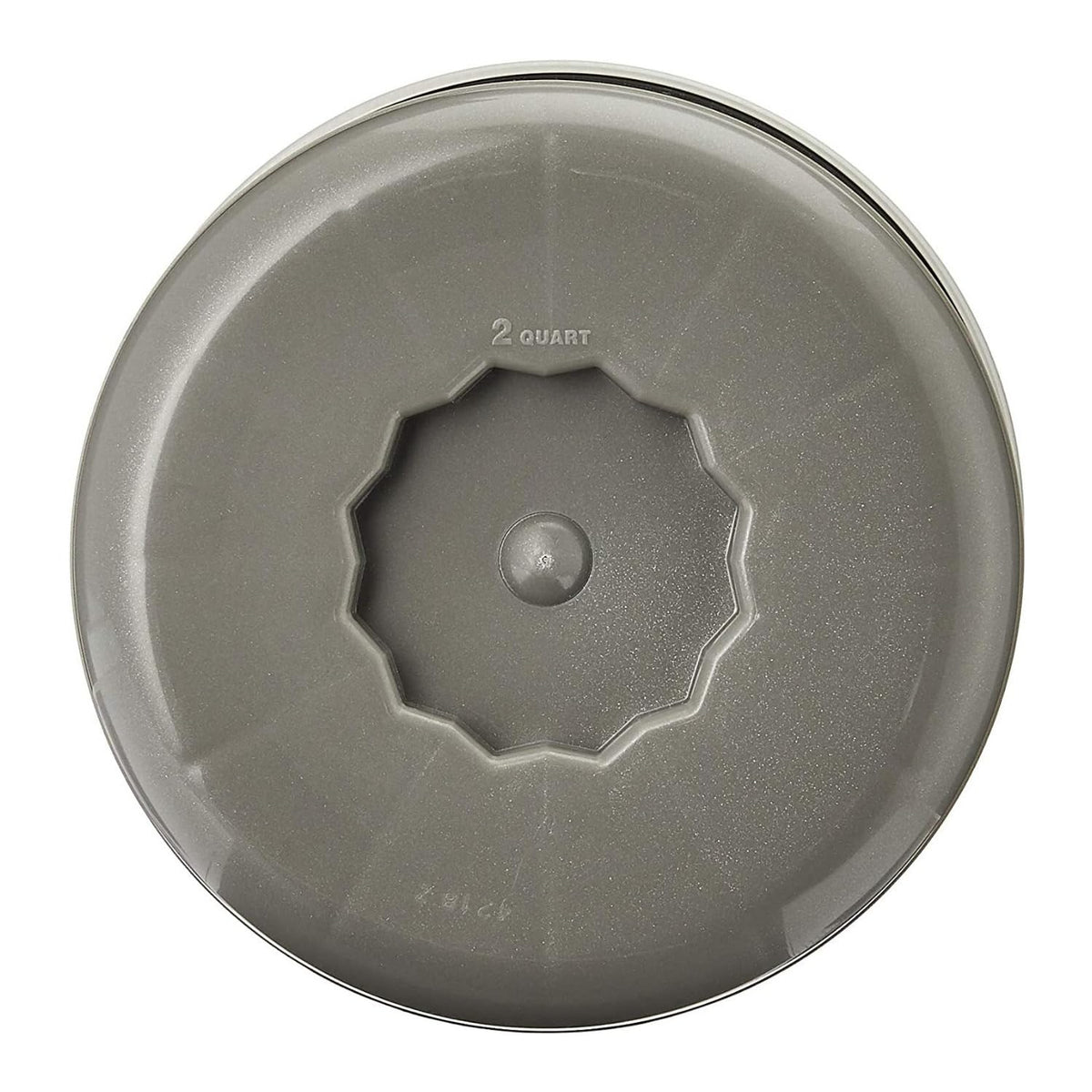 Cuisinart ICE-30RFB keeps desserts cold for quick scoops.
